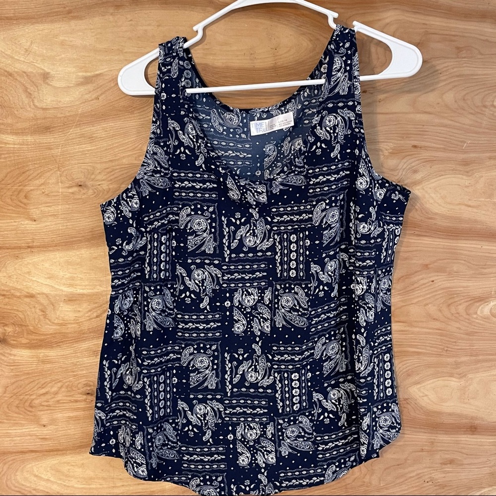 Time and Tru Navy Blue & White Paisley Tank- Large